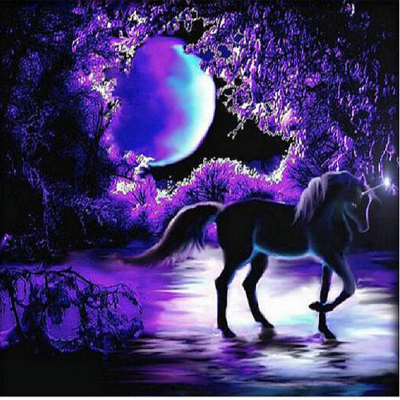 Special Order - Midnight Unicorn - Full Drill Diamond Painting - Specially ordered for you. Delivery is approximately 4 - 6 weeks.
