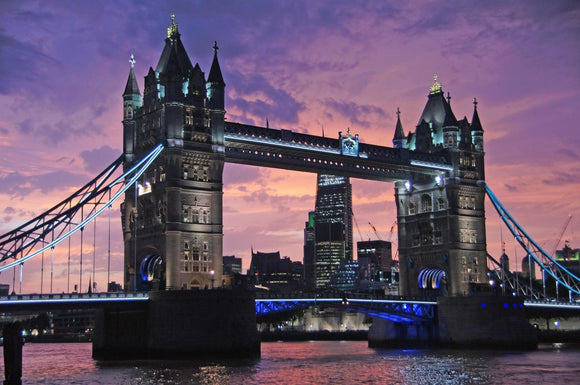 Tower Bridge - Full Drill Diamond Painting - Specially ordered for you. Delivery is approximately 4 - 6 weeks.